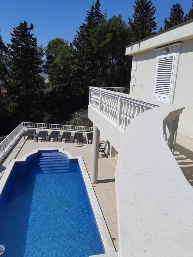 Villa Lizzi Trogir Exterior photo