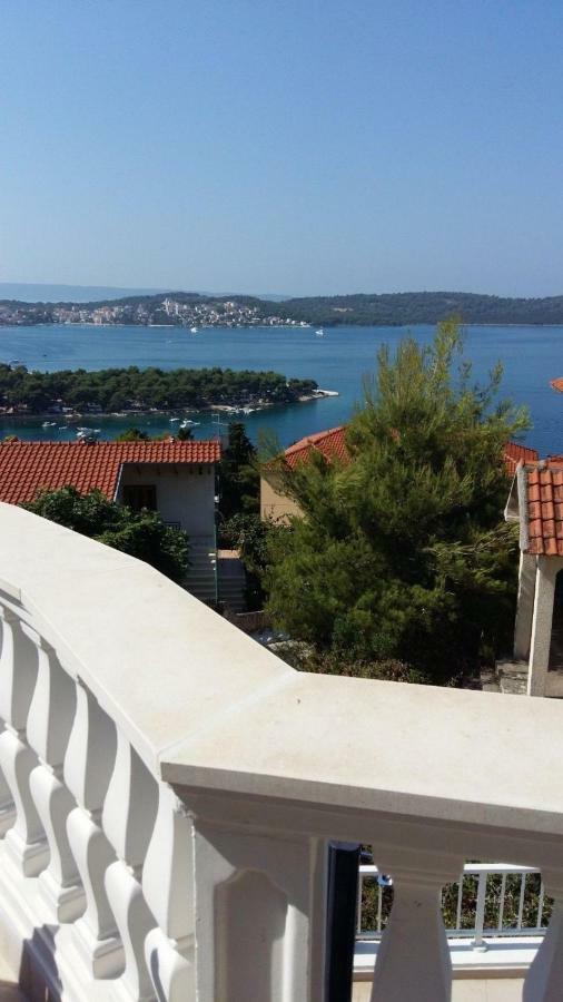 Villa Lizzi Trogir Exterior photo