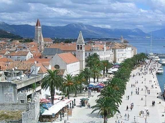 Villa Lizzi Trogir Exterior photo